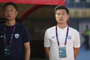 足球报：申花队会帮助蒋圣龙留洋，巴索戈、晏新力的合同年底到期